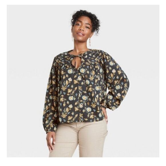 Universal Thread Boho Floral Top Size M - Picture 3 of 4